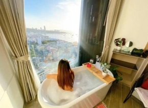 Edge Central PATTAYA Sky Residence with Infinity Pool & Free Netflix